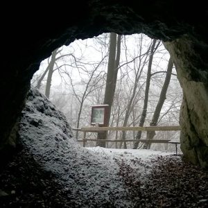 mojtinska jaskyna